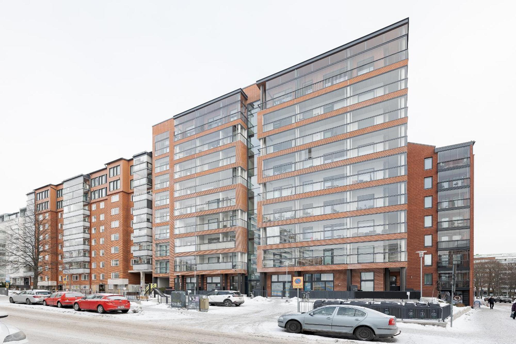 Great Location, Quiet And New With Balcony&cafe * Tampere